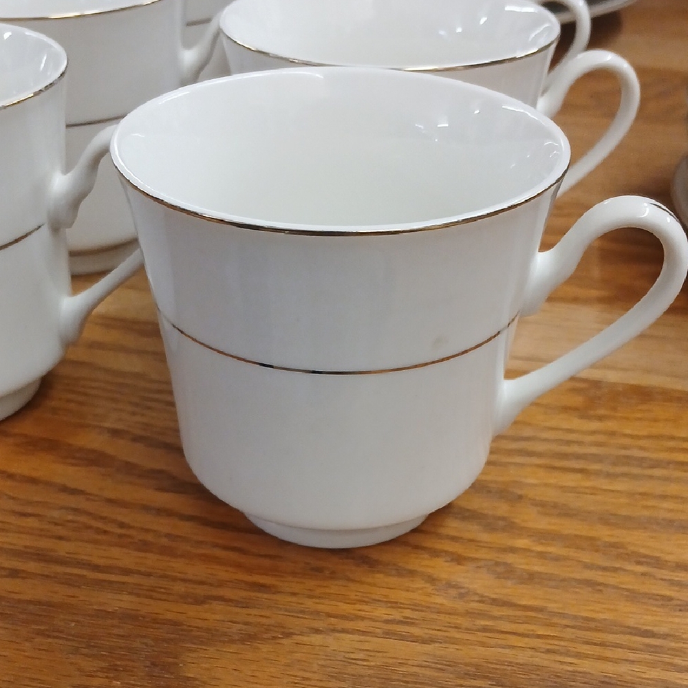 Majestic White Mug with Gold Accent Set Of 6